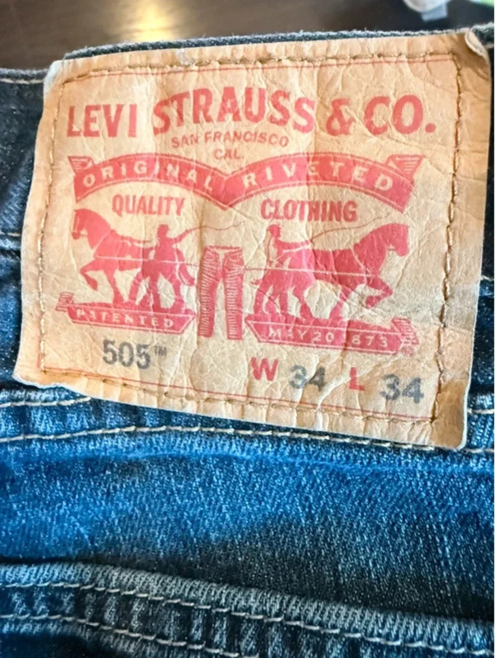 Levi’s 505 Regular Fit Jeans – Men’s W34 L34  214